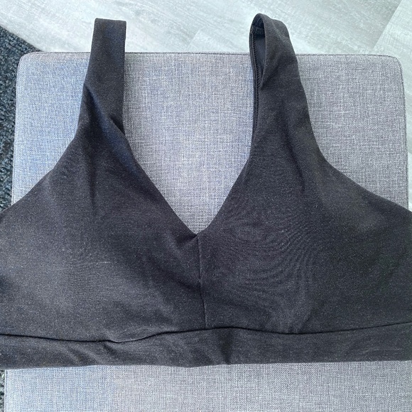 Sports Bra Bundle - Picture 2 of 9